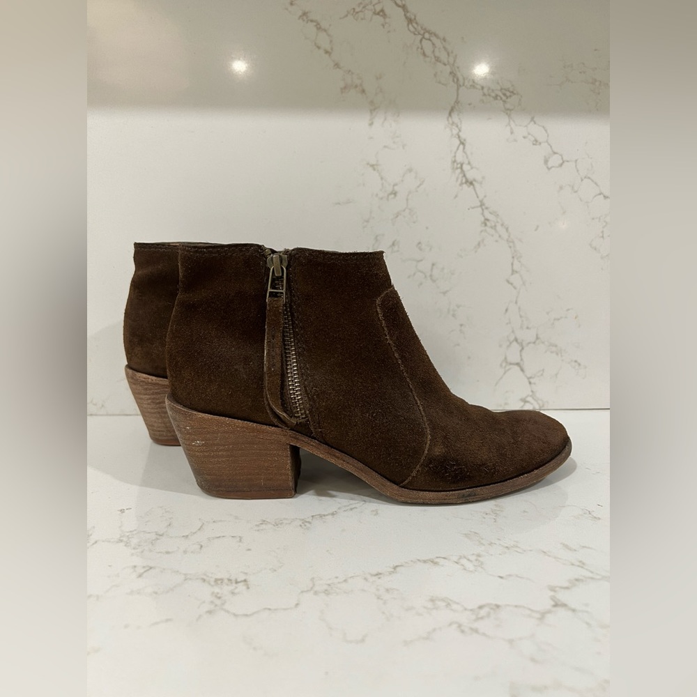 Madewell Janice Suede Ankle Booties - Size 7.5